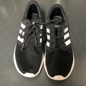 Adidas womens 6.5 sneakers